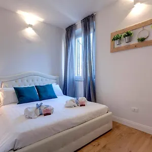 Abigail By Mamo Apartment